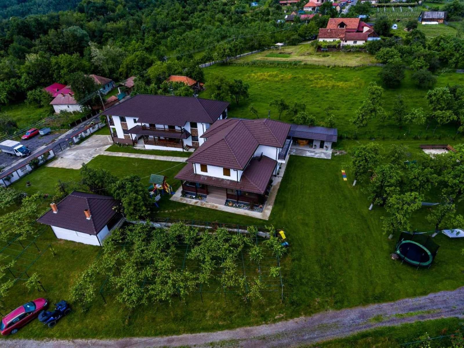 Agropensiunea Darden Baia de Fier Luaran gambar