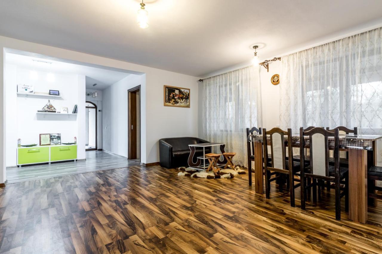 Agropensiunea Darden Baia de Fier Luaran gambar